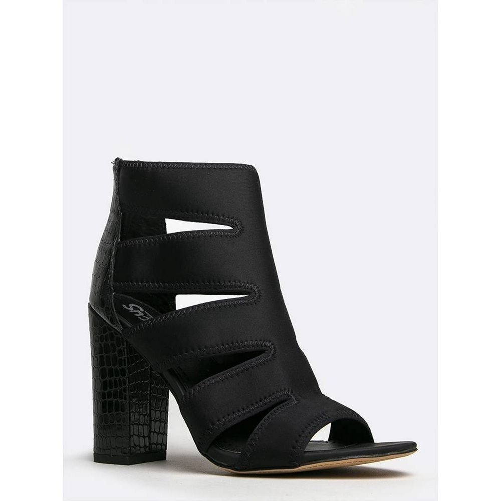 Circus by Sam Edelman Black Cutout Heels